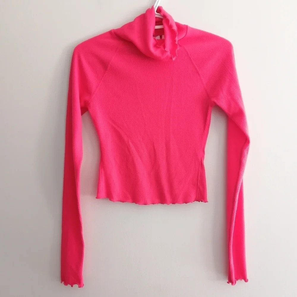 Urban Outfitters Out From Under Neon Pink Cropped Lettuce Hem Turtleneck Small